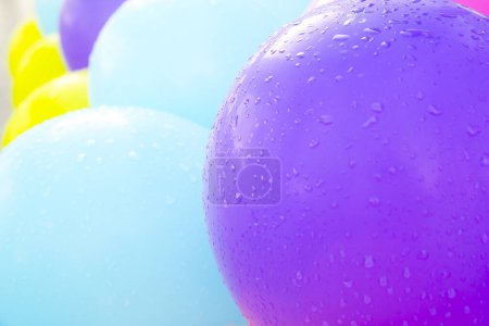 Foto de Fondo de globos de colores para vacaciones - Imagen libre de derechos