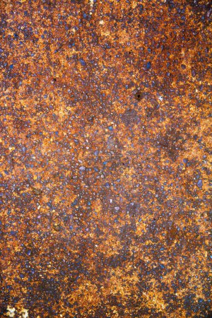 Téléchargez les photos : Grunge métallique rouillé sur fond de sol - en image libre de droit