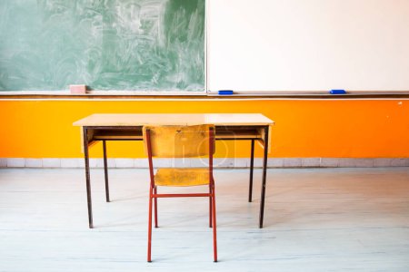 Photo for Empty class room of elementary school - Royalty Free Image