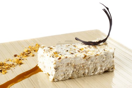 Téléchargez les photos : Gâteau aux noix d'érable au caramel - en image libre de droit