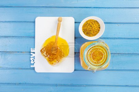 Téléchargez les photos : Peignes de miel doux et savoureux - en image libre de droit
