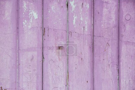 Téléchargez les photos : Mauve peint vieux mur en bois - en image libre de droit