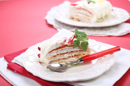Foto de Pastel salado de pimientos asados, queso y jamón - Imagen libre de derechos