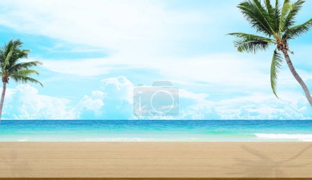Foto de Mesa en la playa Blue Sea Cloud Sky Horizon fondo, Escritorio de madera Palm Tree Summer Tropical Mockup Top Display Producto Belleza Cosmética, Plantilla Escena Isla Costa del Océano Naturaleza Escenario de agua Paisaje. - Imagen libre de derechos