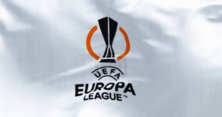 Foto de Budapest HU, marzo de 2023: Primer plano de la bandera de la UEFA Europa League ondeando. Europa League es una competición anual de clubes de fútbol para clubes europeos. Ilustración editorial ilustrativa 3D render - Imagen libre de derechos