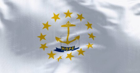 Téléchargez les photos : Gros plan sur le drapeau de Rhode Island. Ancre dorée au centre entourée de treize étoiles dorées. Illustration 3D rendu. Gros plan. Tissu texturé fond. - en image libre de droit