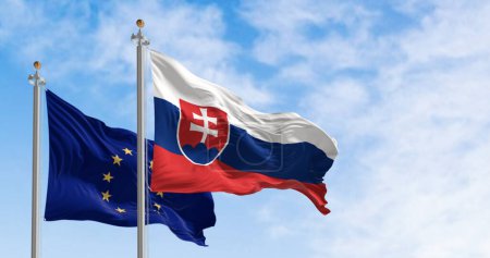 Eslovaquia y la Unión Europea ondean al viento en un día despejado. Eslovaquia es miembro de la Unión Europea y de la Eurozona. 3d render ilustración. Tejido de aleteo