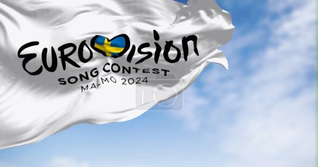 Foto de Malm, SE, 25 de octubre de 2023: Festival de la Canción de Eurovisión 2024 saludando en un día claro. La edición 2024 tendrá lugar en Malmoe el próximo mes de mayo. Ilustración editorial ilustrativa 3d render - Imagen libre de derechos