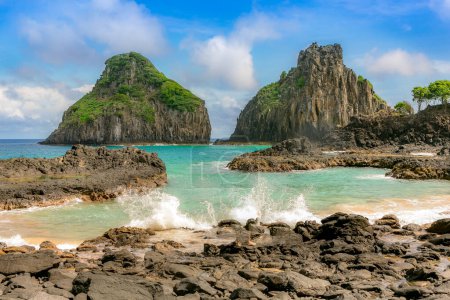 Fernando de Noronha, Brasil. Turquoise water around the Two Brothers rocks, UNESCO World Heritage Site, Brazil, South America. South America.