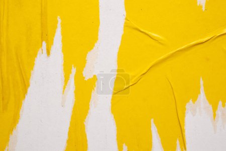 Foto de Antiguo grunge rasgado papel amarillo desgarrado superficie cartel textura fondo - Imagen libre de derechos