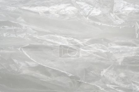 Téléchargez les photos : Transparent plastic bag texture on white background - en image libre de droit
