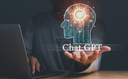 Téléchargez les photos : Use Ai chat GPT to get Ideas of innovation, inspiration concepts. Man holding chat GPT and illuminated light bulb, creativity with bulb shine glitter in Ai chat GPT. Inspiration of ideas for business - en image libre de droit
