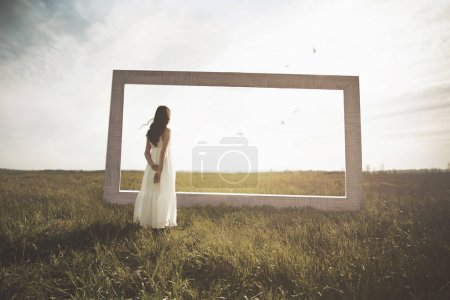 Frau blickt ins Unendliche jenseits eines surrealen Fensters mitten in der Natur, Freiheitsbegriff über Grenzen hinweg