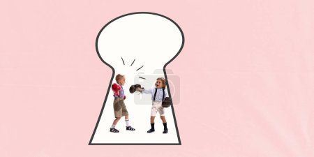 Téléchargez les photos : Contemporary art collage. Creative design. Two little boys, children playing together, boxing. Keyhole look. Conept of secrets, childhood, game, lifestyle and peeping. Copy space for ad. Banner - en image libre de droit