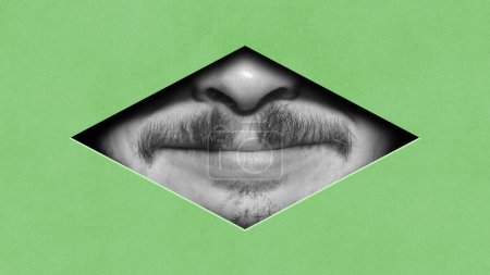 Foto de Imagen en blanco y negro de la cara masculina, labios y bigotes sobre fondo verde en elemento de forma geométrica. collage de arte contemporáneo. Diseño conceptual. Concepto de creatividad, arte abstracto - Imagen libre de derechos