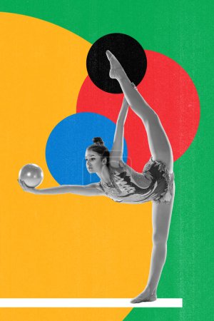 Téléchargez les photos : Belle et flexible athlète gracieux artiste gymnastique rythmique performant sur fond multicolore. Collage artistique créatif. Concept de sport professionnel, compétition, dynamique. Affiche, annonce - en image libre de droit