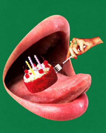 Téléchargez les photos : Main féminine mettant gâteau d'anniversaire avec des bougies dans la bouche ouverte géant femelle sur fond vert. Collage d'art contemporain. Concept de nourriture, goût, surréalisme, créativité. Style pop art. Affiche, annonce - en image libre de droit
