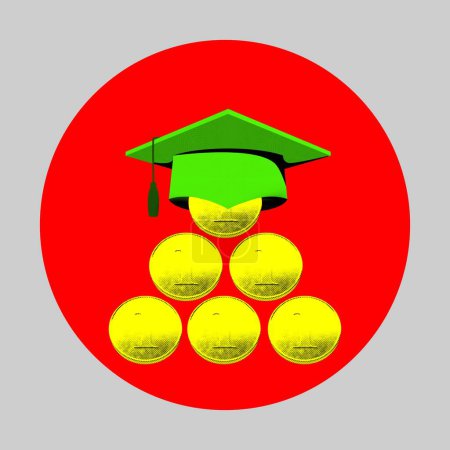 Téléchargez les photos : Pièces avec chapeau vert de graduation sur le dessus symbolisant la popularité dans la popularité de l'éducation payée. Collage d'art contemporain. Notion de littératie financière, épargne, paiement de l'éducation - en image libre de droit