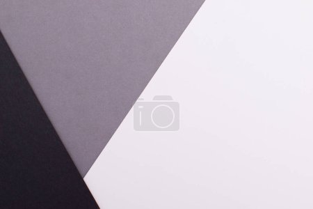 Téléchargez les photos : Fond divisé abstrait noir, gris et blanc, brochure - en image libre de droit