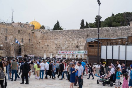 Foto de Jerusalén, Israel - 10 de abril de 2023. Muro Occidental, el lugar más sagrado en el judaísmo - Imagen libre de derechos