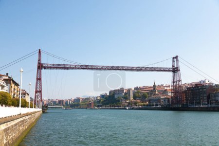 Foto de Puente transportador de acero. Puente de Vizcaya entre Portugalete y Las Arenas, España - Imagen libre de derechos