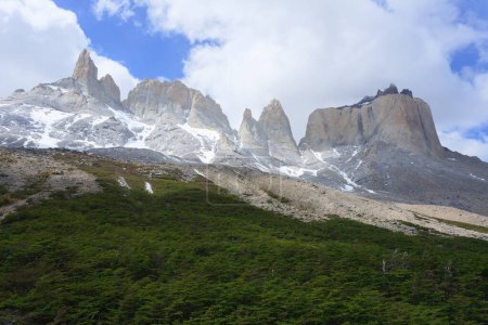 Landschaft des Französischen Tals aus britischer Sicht, Nationalpark Torres del Paine, Chile. Cuernos del Paine. Chilenisches Patagonien