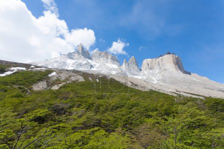 Paisaje del Valle Francés desde Mirador Británico, Parque Nacional Torres del Paine, Chile. Cuernos del Paine. Patagonia chilena