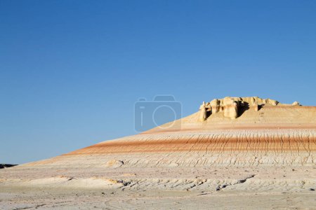 Mangystau Wüste Wahrzeichen, Kyzylkup Bereich, Kasachstan. Gesteinsschichten