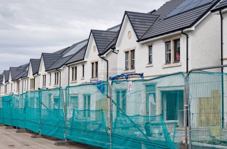 Téléchargez les photos : Construction de logements neufs pour répondre à la demande croissante dans les zones rurales Royaume-Uni - en image libre de droit