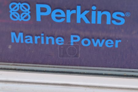Téléchargez les photos : Bordeaux , Aquitaine  France - 12 01 2022 : perkins marine power logo brand and text sign company manufactures marine engines - en image libre de droit