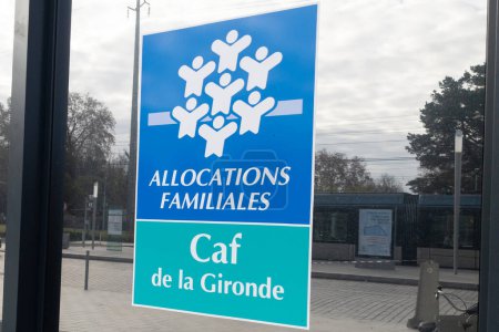 Foto de Burdeos, Aquitania Francia - 12 12 2022: Asignaciones Caisse familiales logo sign and brand text of french Family Allowances Fund office - Imagen libre de derechos