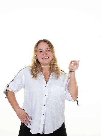 Téléchargez les photos : Blond chubby Business woman Pointing Finger in side Empty copy Space On White background - en image libre de droit