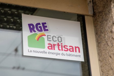 Foto de Bordeaux, Aquitania Francia - 04 20 2023: rge eco artesanal logo sign and brand text certification label companies construction sector - Imagen libre de derechos