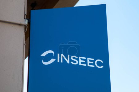 Foto de Burdeos, Francia - 11 20 2023: logotipo de la marca INSEEC y signo de texto de la escuela de negocios francesa en Gestión - Imagen libre de derechos