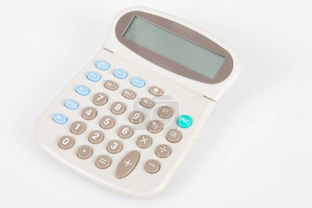 Téléchargez les photos : Basic calculator with number key for calculation isolated over white background - en image libre de droit