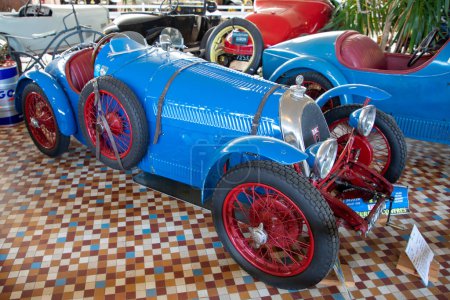 Foto de Talmont, Francia - 01 04 2024: bnc Bollack Netter and Cie 527 Monza from 1928 in Talmont museum french car - Imagen libre de derechos