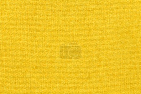 Foto de Textura de tela amarilla para fondo, patrón textil natural. - Imagen libre de derechos