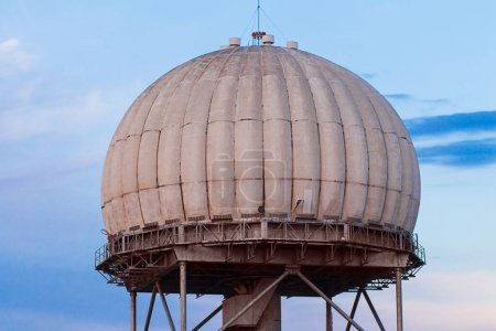 Route radar, radome complex forAir traffic control (surveillance radar). To organize terrestrial loudspeaker and telephone, as well as to control radio communications with persons and ground objects. Resech technologies