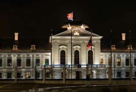 Téléchargez les photos : Palais Grasalkovic à Bratislava, palais présidentiel, place Hodza, Slovaquie. - en image libre de droit
