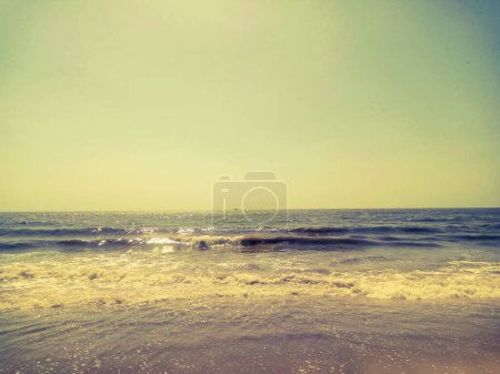 Foto de Playa y mar tropical - retro efecto vintage estilo picture.vintage filtrado - Imagen libre de derechos