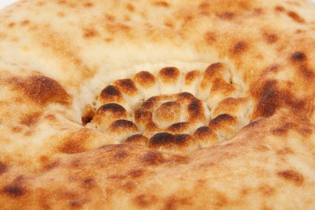 Téléchargez les photos : Pain pita oriental de la tandoor Isolé musulman tortilla pain cuit à la main - en image libre de droit