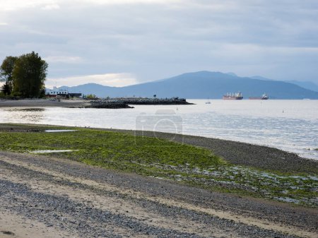 Vista panorámica desde la playa de Jericó en Vancouver BC, Canadá