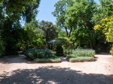 Téléchargez les photos : Jardin Zappeion dans le centre d'Athènes, Grèce - en image libre de droit
