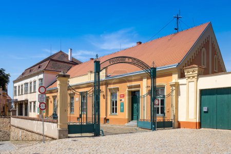 Foto de Fábrica de cerveza de la ciudad, ciudad de Znojmo, Moravia del Sur, República Checa - Imagen libre de derechos