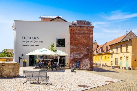 Foto de Fábrica de cerveza de la ciudad, ciudad de Znojmo, Moravia del Sur, República Checa - Imagen libre de derechos