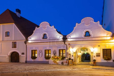 Téléchargez les photos : Traditional folk architecture, town Trebon, Sout Bohemia, Czech republic - en image libre de droit