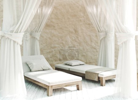 Foto de Sereno espacio de relajación con tumbonas de madera y cortinas blancas que fluyen, creando un tranquilo spa como la atmósfera - Imagen libre de derechos