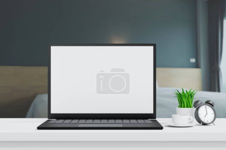 Foto de Computadora portátil abierta para mostrar la pantalla verde y mostrar de cerca en el dormitorio, presentación del sitio web de la aplicación, renderizado 3D - Imagen libre de derechos