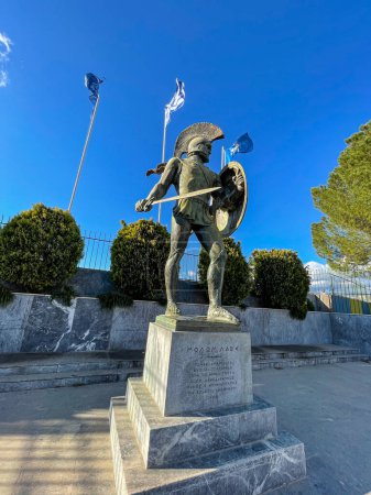 Téléchargez les photos : La statue du roi Léonidas à Sparte, Laconie, Péloponnèse, Grèce - en image libre de droit