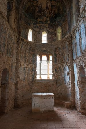 Téléchargez les photos : Vue de la ville byzantine de Mystras, Grèce. La ville de Mystras est un musée archéologique inauguré en 1951 situé à Lakonia, en Grèce. - en image libre de droit